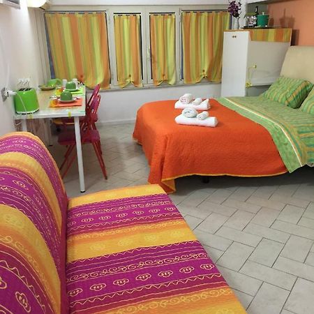 דירות נאפולי Casa Lorianna מראה חיצוני תמונה